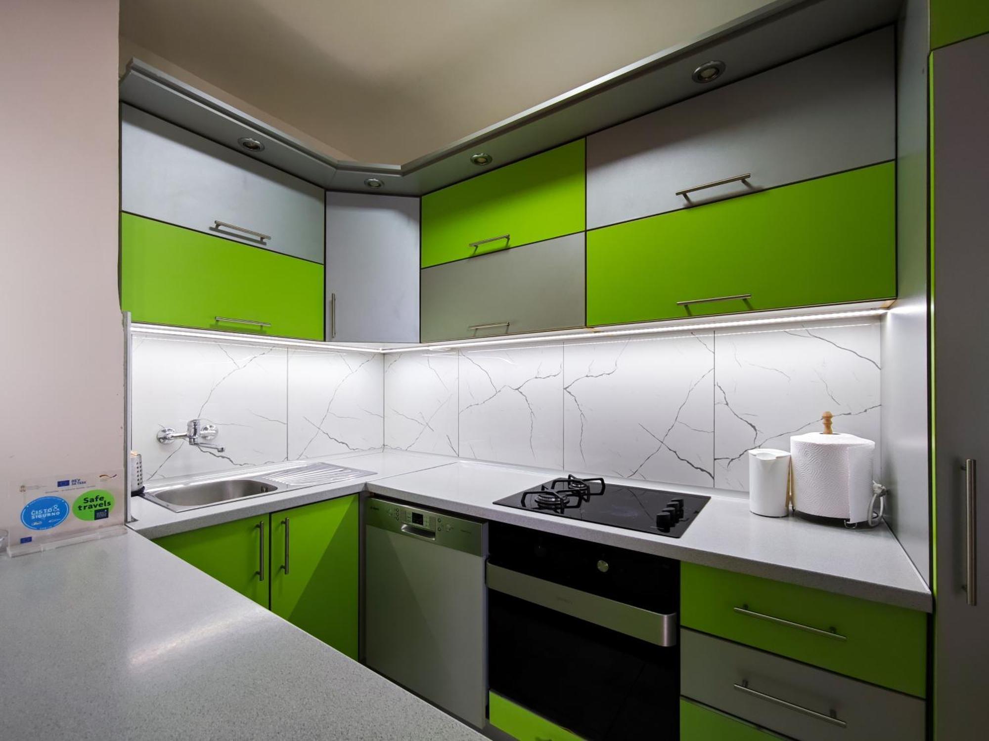 Apartman Julija Donji Milanovac Exterior foto