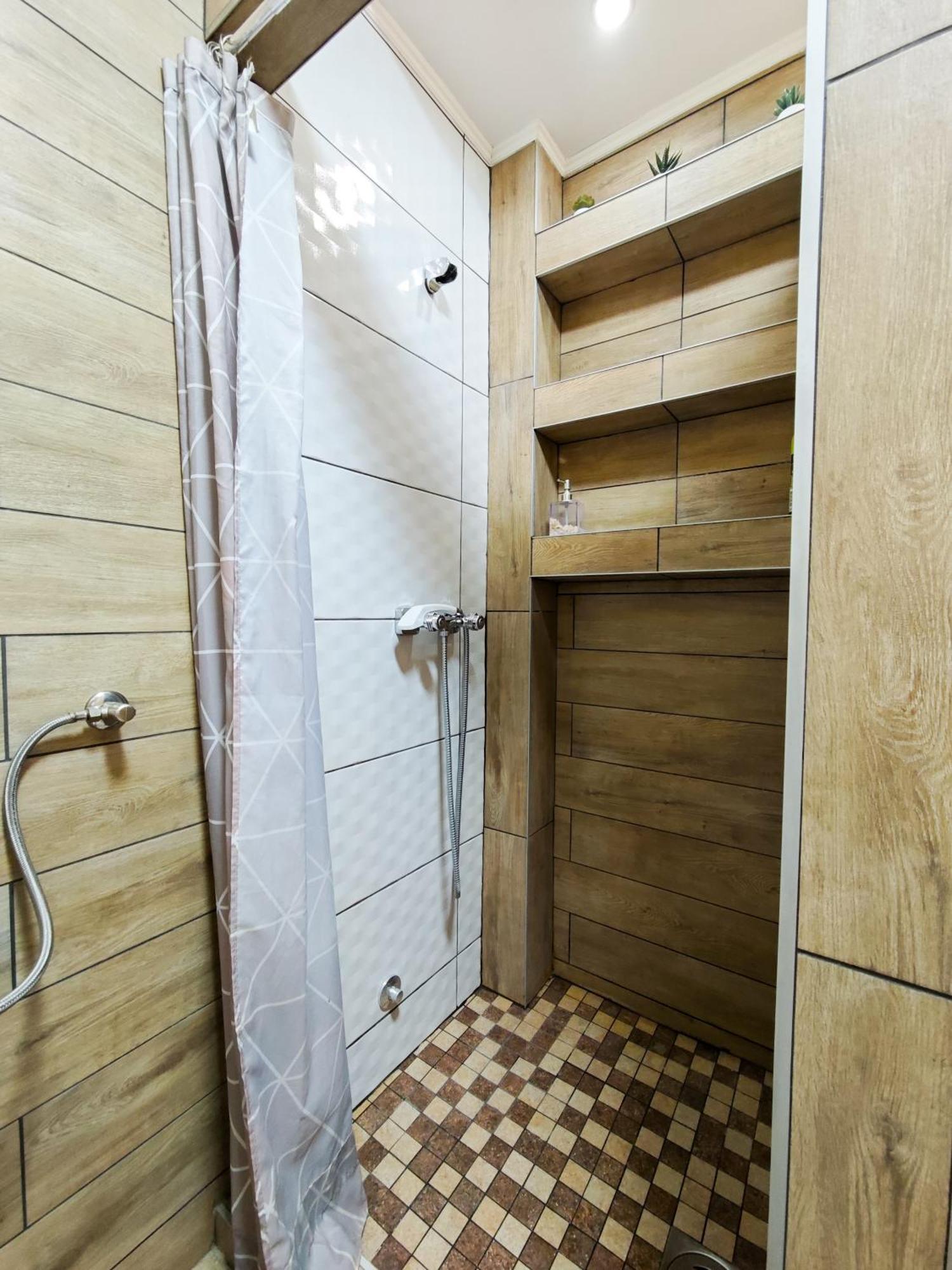 Apartman Julija Donji Milanovac Exterior foto