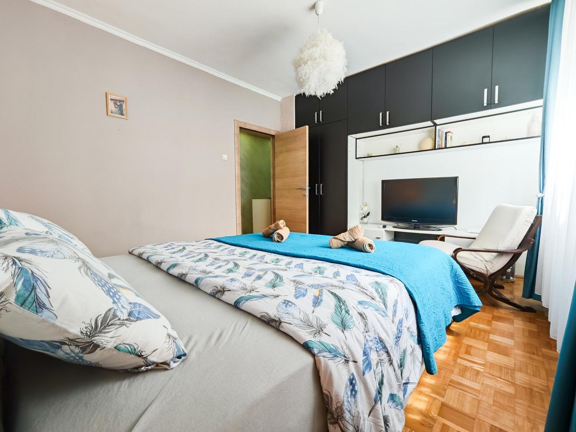 Apartman Julija Donji Milanovac Exterior foto